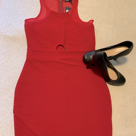 NWT Bandage Style Dress - Picture 3 of 3